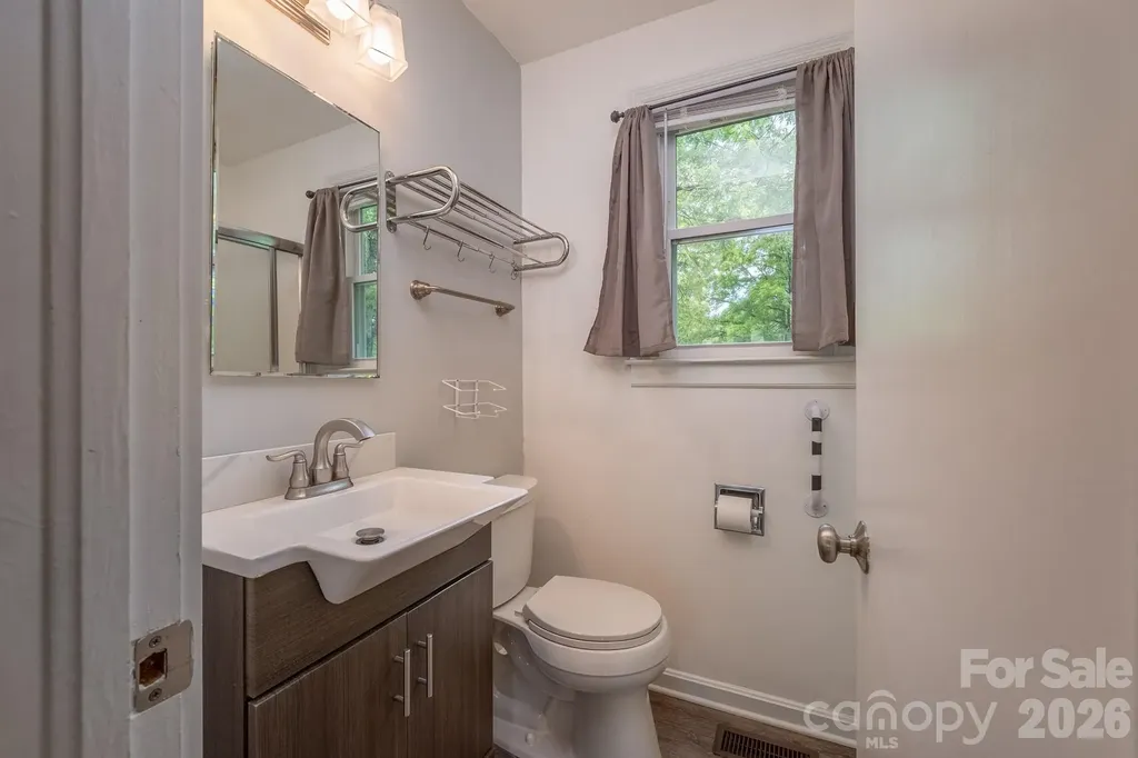 41 Trowbridge Lane Brevard NC 28712