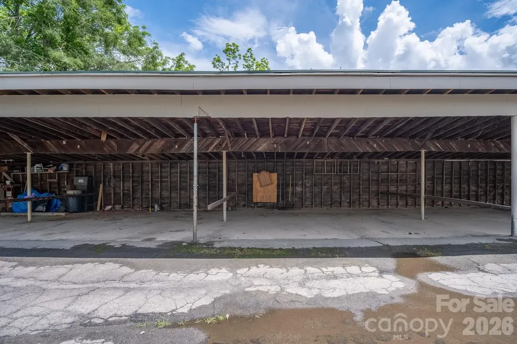 41 Trowbridge Lane Brevard NC 28712