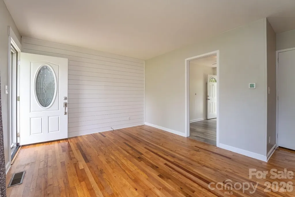 41 Trowbridge Lane Brevard NC 28712