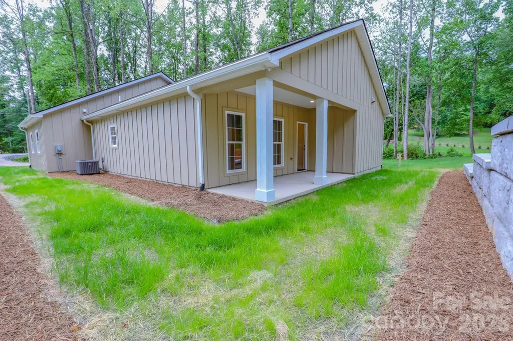 156 Oakdale Drive Morganton NC 28655