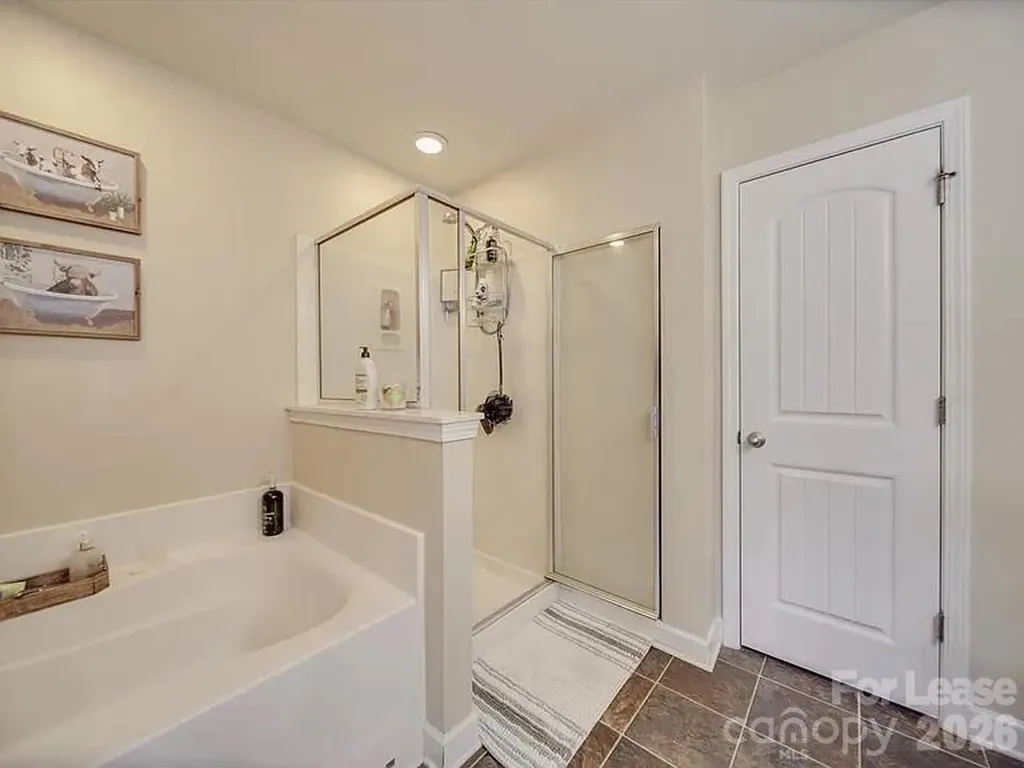 5657 Tipperlinn Way Charlotte NC 28278