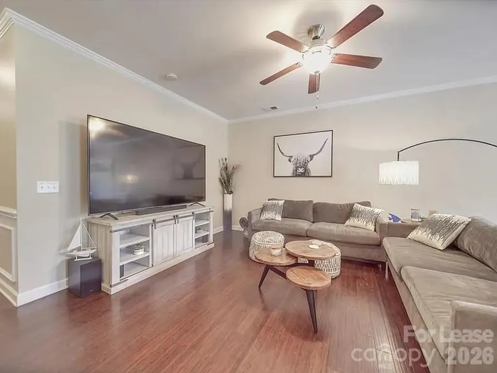 5657 Tipperlinn Way Charlotte NC 28278