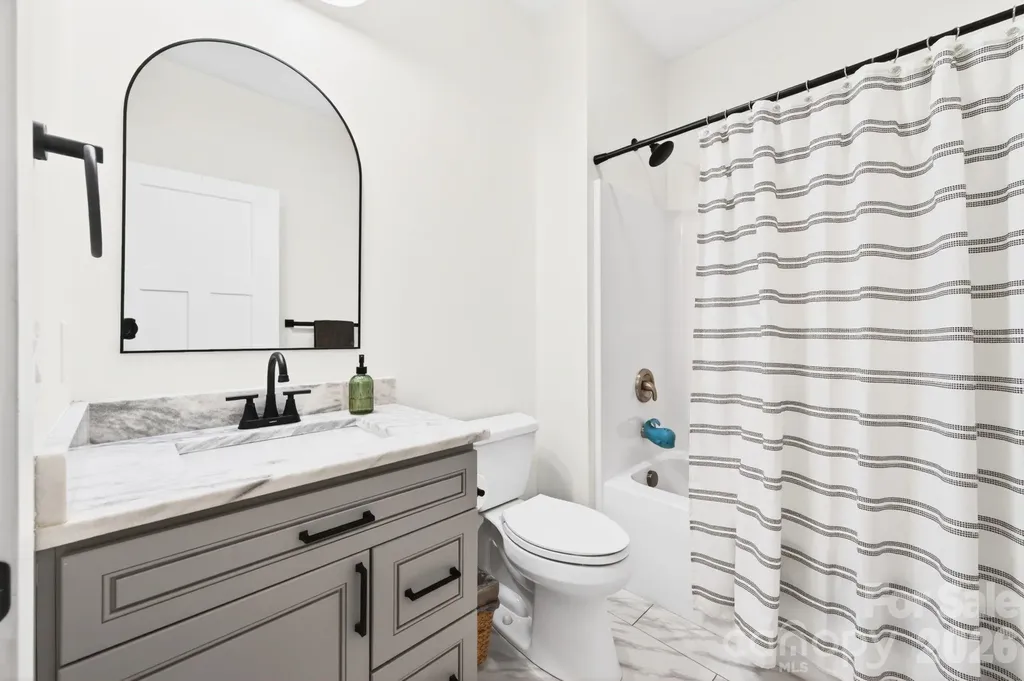 25 W Haven Drive Arden NC 28704