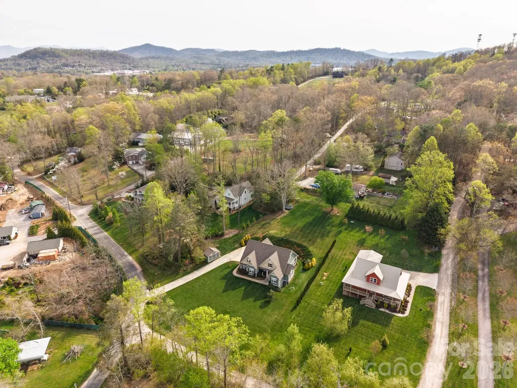 25 W Haven Drive Arden NC 28704