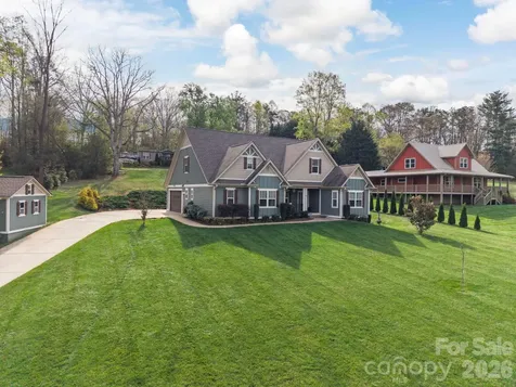 25 W Haven Drive Arden NC 28704
