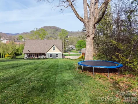 25 W Haven Drive Arden NC 28704