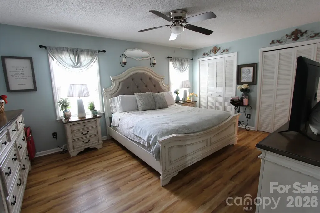 2600 Lakewood Drive Gastonia NC 28052