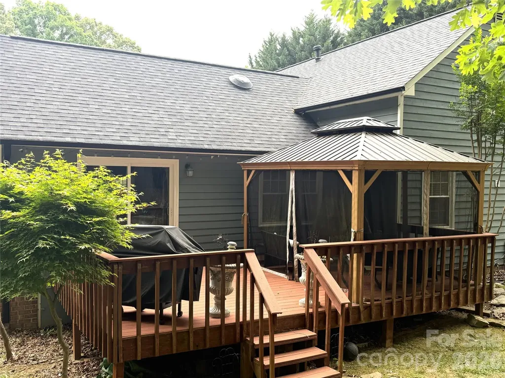 2600 Lakewood Drive Gastonia NC 28052