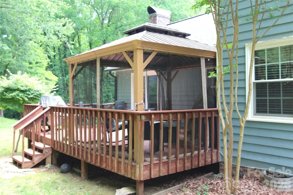 2600 Lakewood Drive Gastonia NC 28052