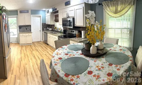 2600 Lakewood Drive Gastonia NC 28052