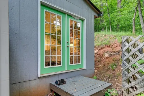 90 Davidson Gap Road Leicester NC 28748
