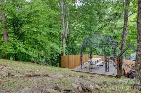 90 Davidson Gap Road Leicester NC 28748