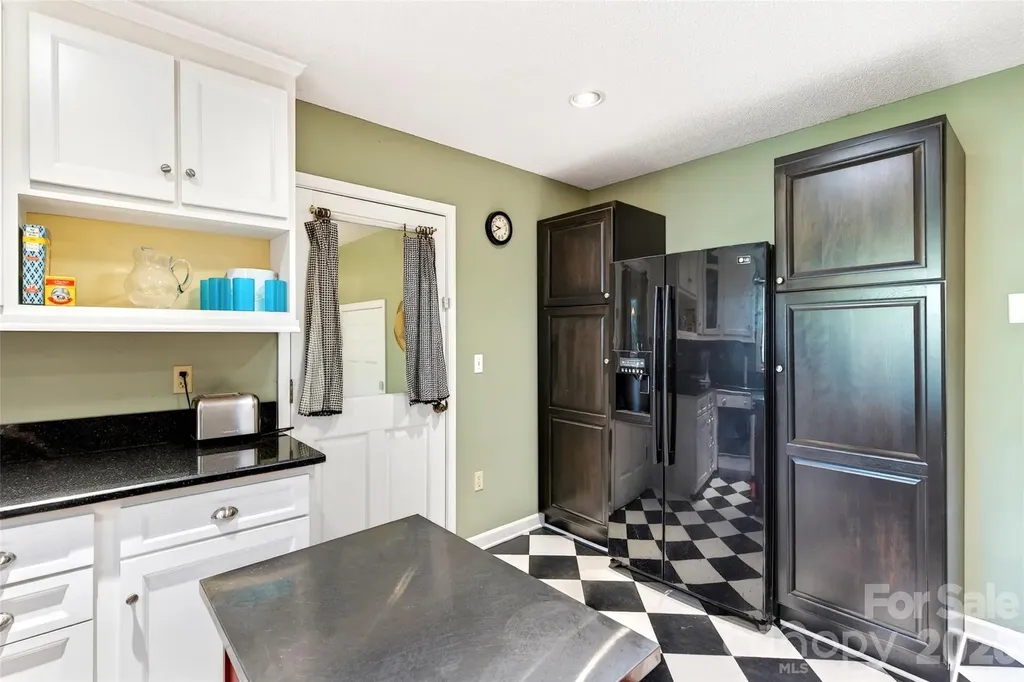 715 Laurel Avenue Black Mountain NC 28711