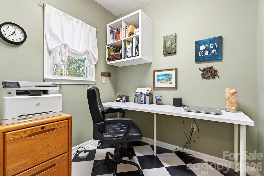 715 Laurel Avenue Black Mountain NC 28711