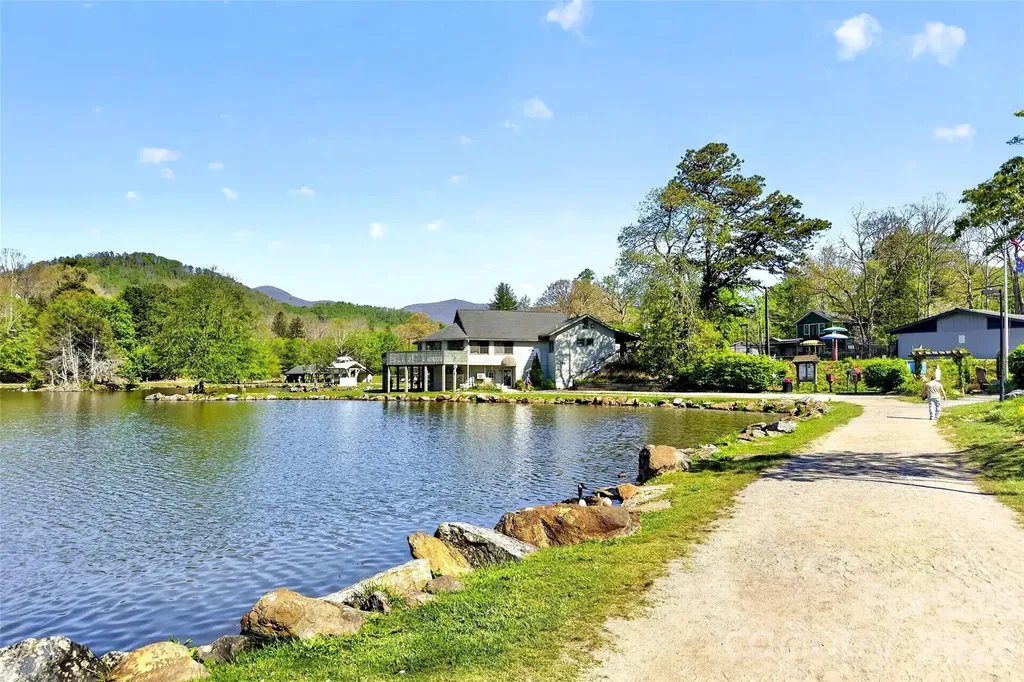 715 Laurel Avenue Black Mountain NC 28711