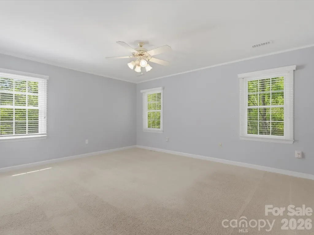 9437 Fairmead Drive Charlotte NC 28269
