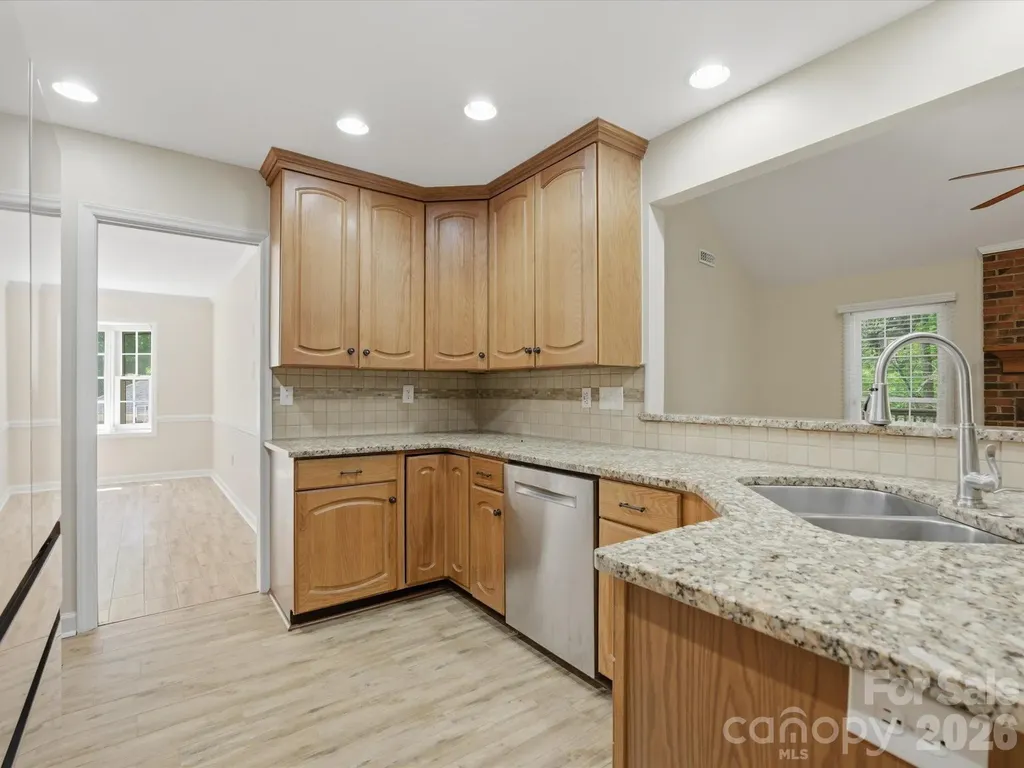 9437 Fairmead Drive Charlotte NC 28269
