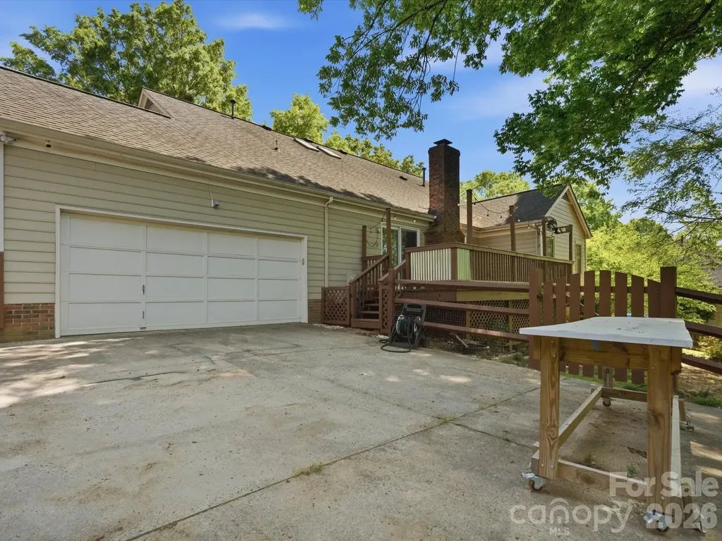 9437 Fairmead Drive Charlotte NC 28269