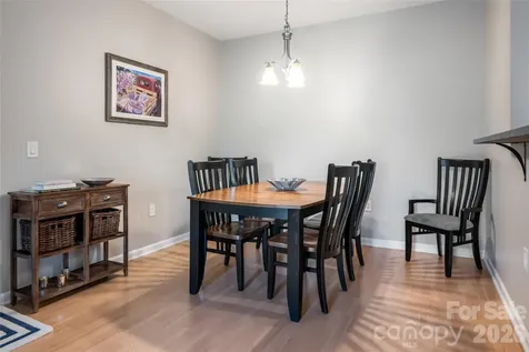 132 Appeldoorn Circle Asheville NC 28803