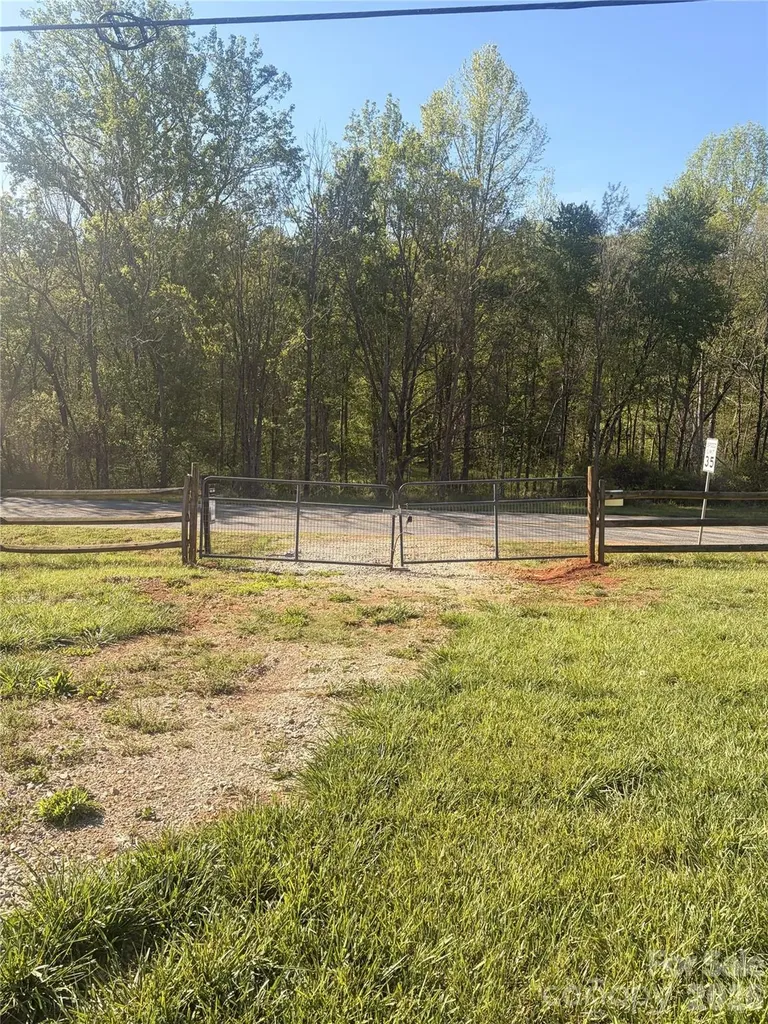 0000 Null Road Lincolnton NC 28092