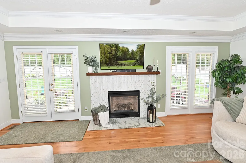 406 5th Avenue NE Conover NC 28613