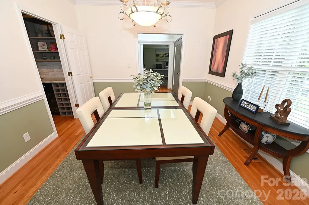 406 5th Avenue NE Conover NC 28613