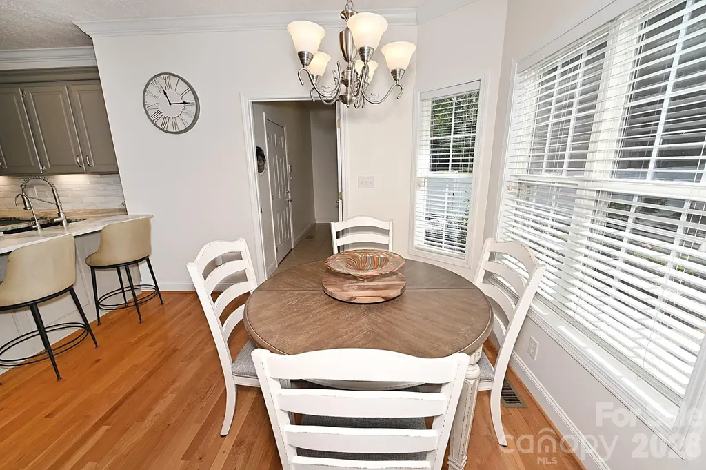 406 5th Avenue NE Conover NC 28613