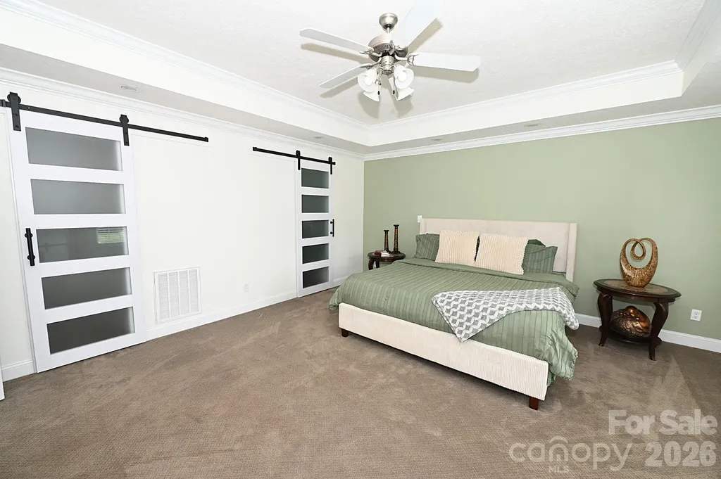 406 5th Avenue NE Conover NC 28613