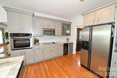 406 5th Avenue NE Conover NC 28613