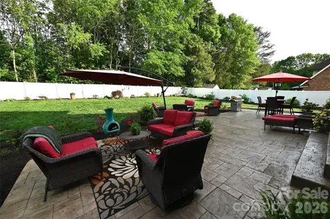 406 5th Avenue NE Conover NC 28613