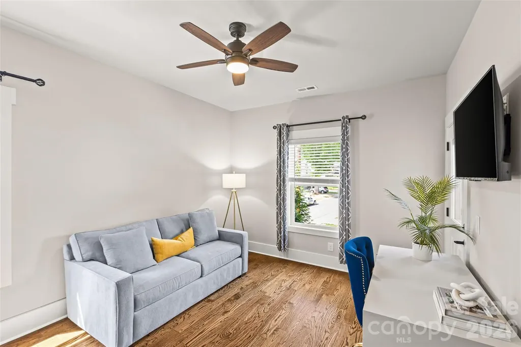 815 W Kingston Avenue Charlotte NC 28203