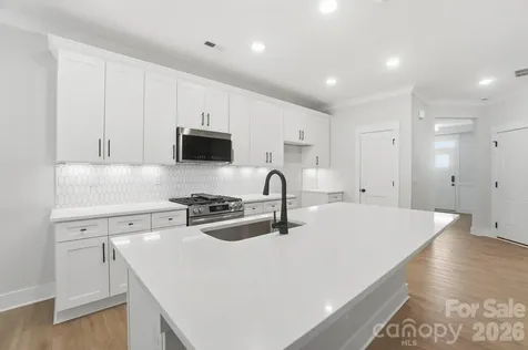 207 Viburnum Road Waxhaw NC 28173