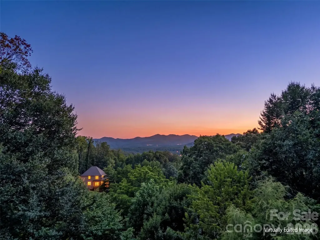 24 Sunnie Rae Lane Candler NC 28715