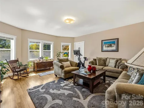 24 Sunnie Rae Lane Candler NC 28715