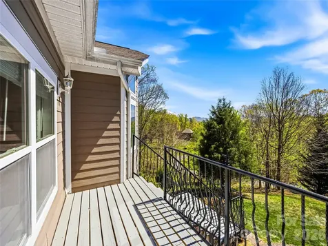 24 Sunnie Rae Lane Candler NC 28715