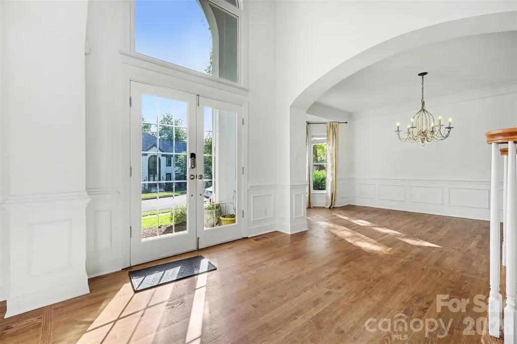 6123 Glen Manor Drive Charlotte NC 28269
