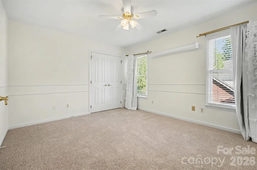 6123 Glen Manor Drive Charlotte NC 28269