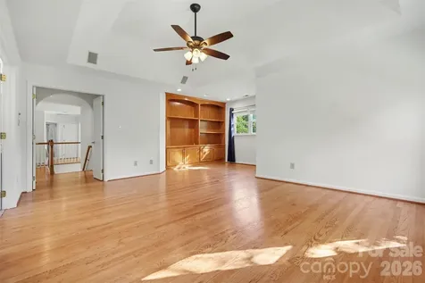 6123 Glen Manor Drive Charlotte NC 28269