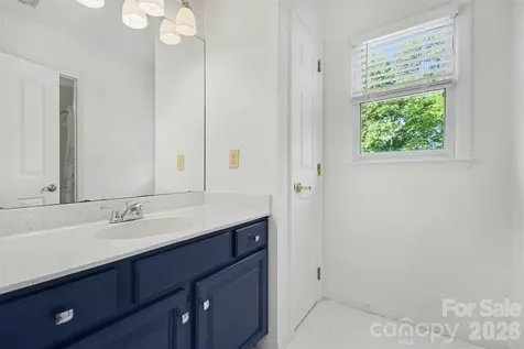6123 Glen Manor Drive Charlotte NC 28269