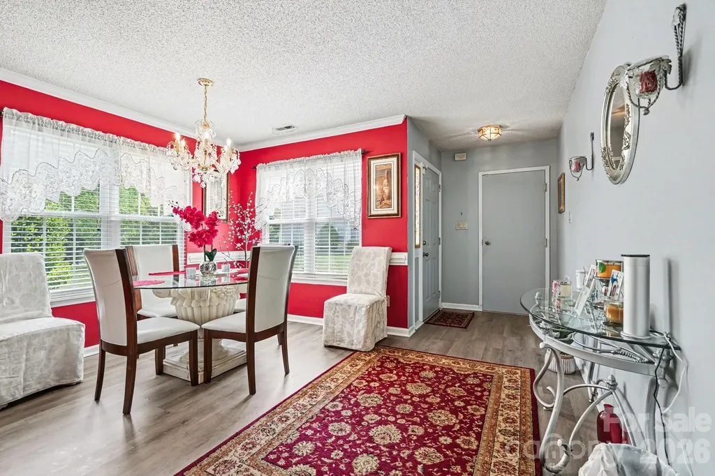 5813 Amity Springs Drive Charlotte NC 28212