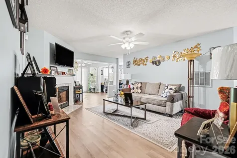 5813 Amity Springs Drive Charlotte NC 28212