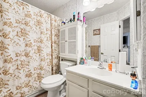 5813 Amity Springs Drive Charlotte NC 28212