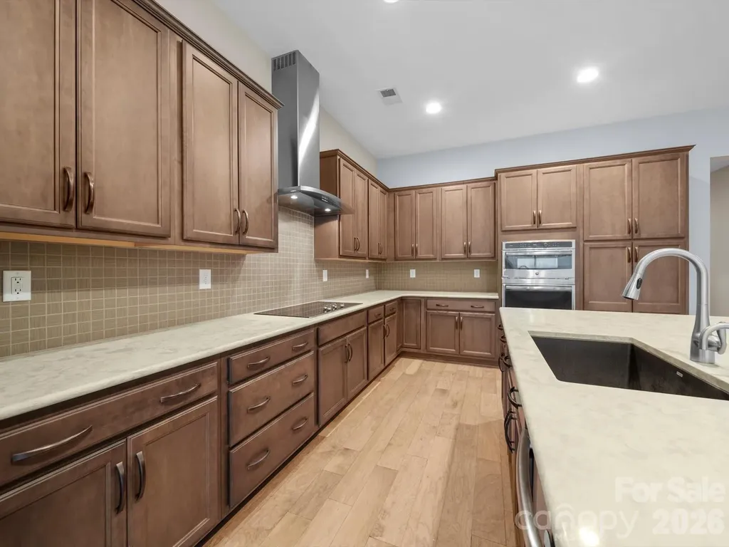 253 Stone Mountain Way Denver NC 28037
