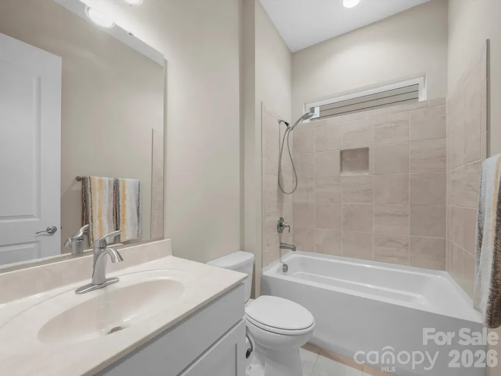 253 Stone Mountain Way Denver NC 28037