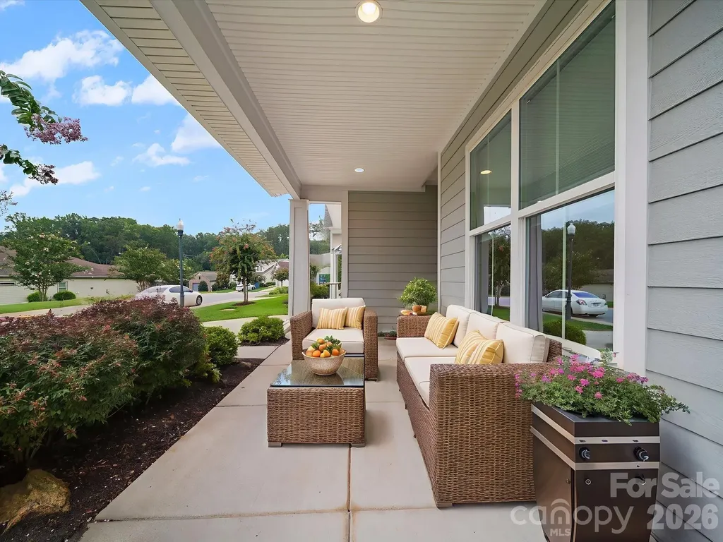 253 Stone Mountain Way Denver NC 28037