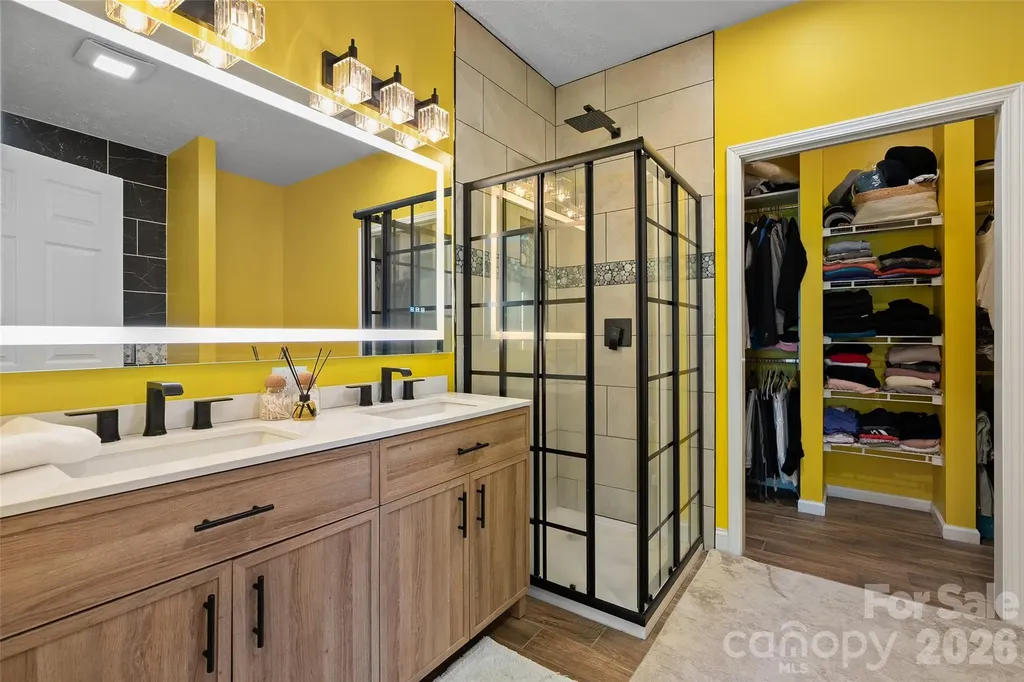 15 Kylie Grace Lane Candler NC 28715