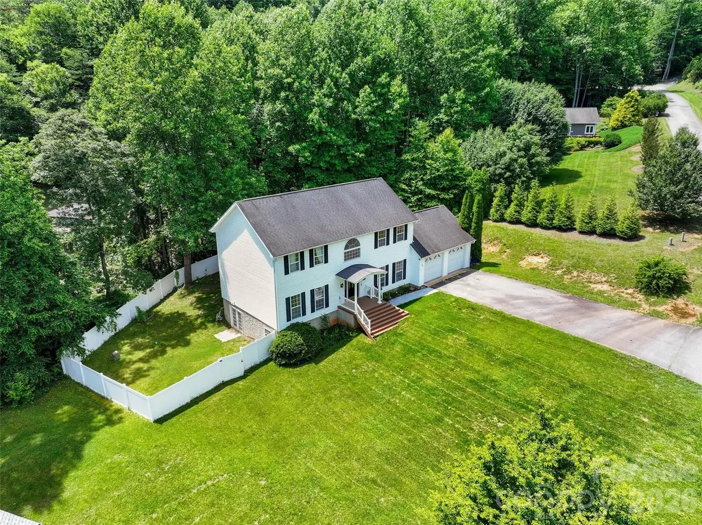 15 Kylie Grace Lane Candler NC 28715