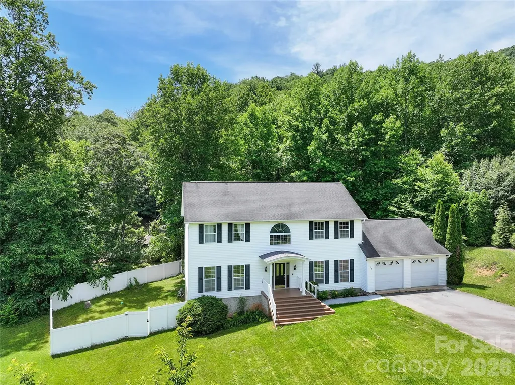 15 Kylie Grace Lane Candler NC 28715