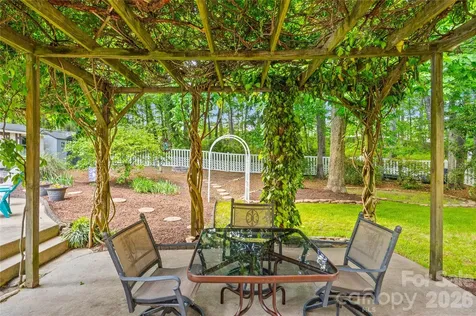 1596 Old Tara Lane Fort Mill SC 29708