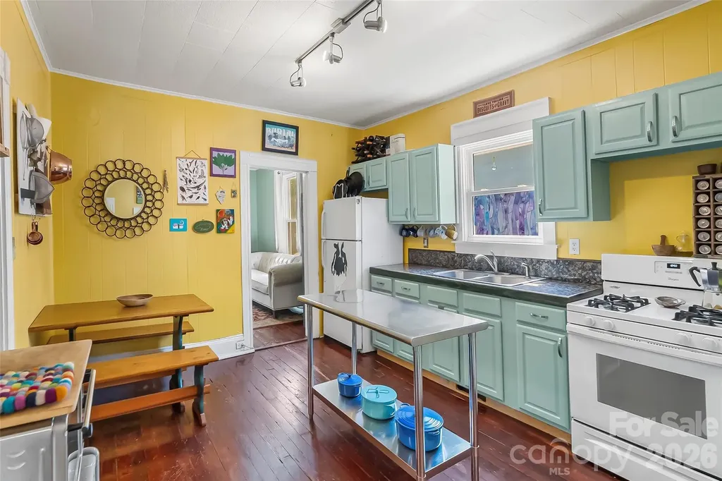 66 Adams Street Asheville NC 28801